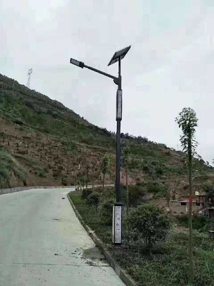 普宁市仿古太阳能路灯